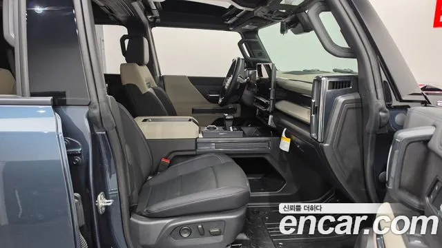 GMC Hummer EV — Фото автомобиля 26