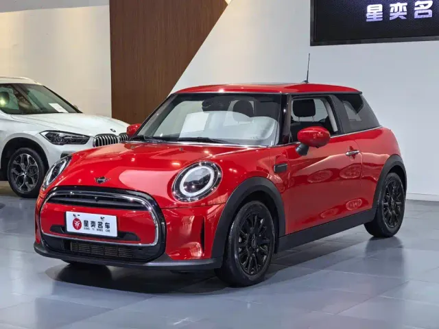 Фотография автомобиля — MINI Hatch