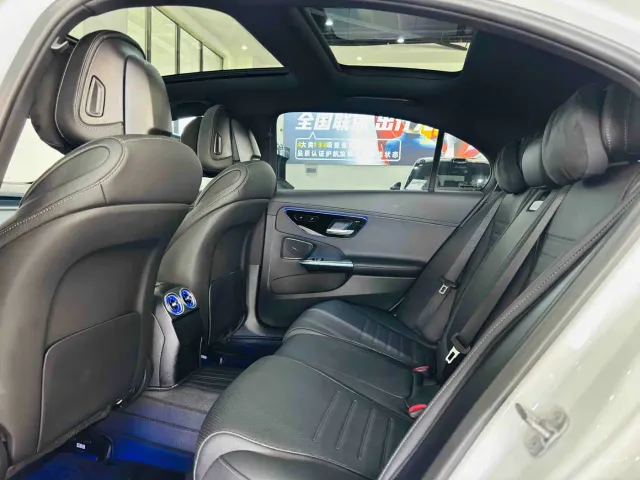 Mercedes-Benz C-Class — Фото автомобиля 21