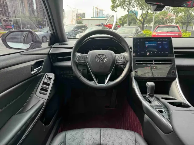 Toyota Avalon — Фото автомобиля 19