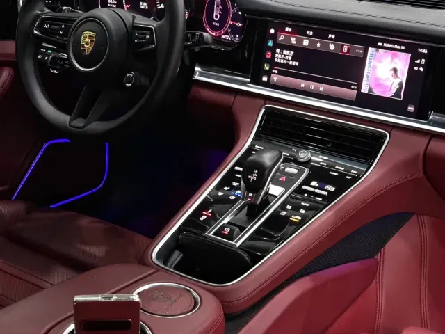 Porsche Panamera — Фото автомобиля 8