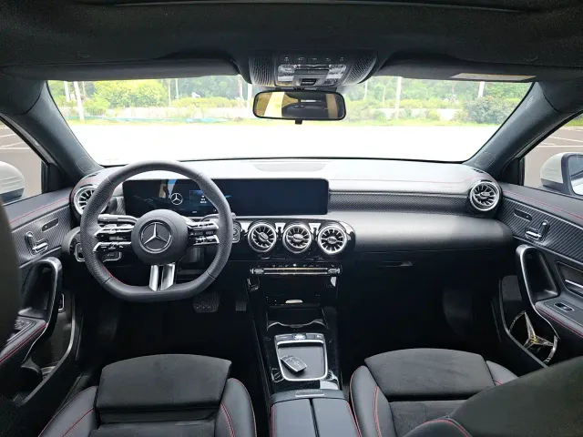 Mercedes-Benz A-Class — Фото автомобиля 5