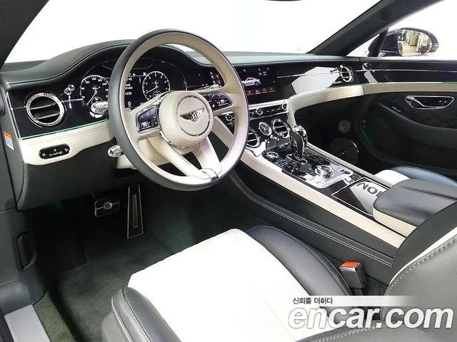 Bentley Continental — Фото автомобиля 4