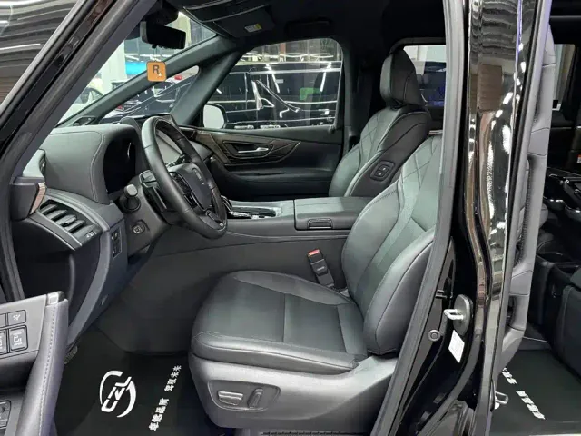 Toyota Vellfire — Фото автомобиля 8