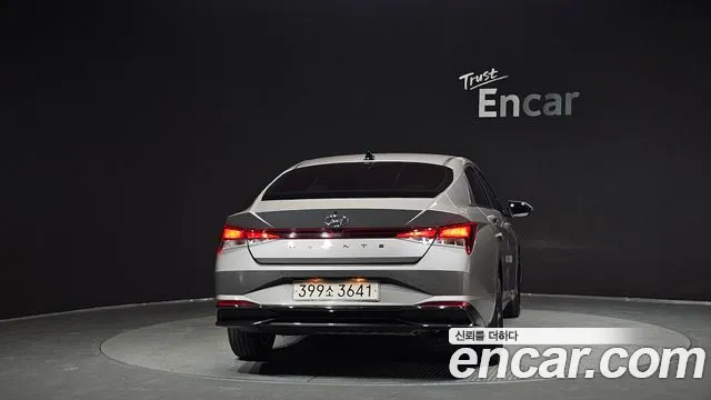 Hyundai AVANTE — Фото автомобиля 4