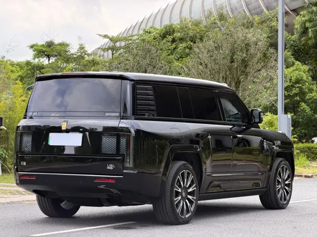 BYD U8L — Фото автомобиля 17