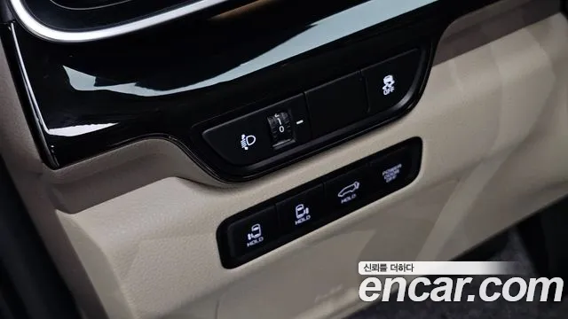 Kia Carnival 4th Gen — Фото автомобиля 15