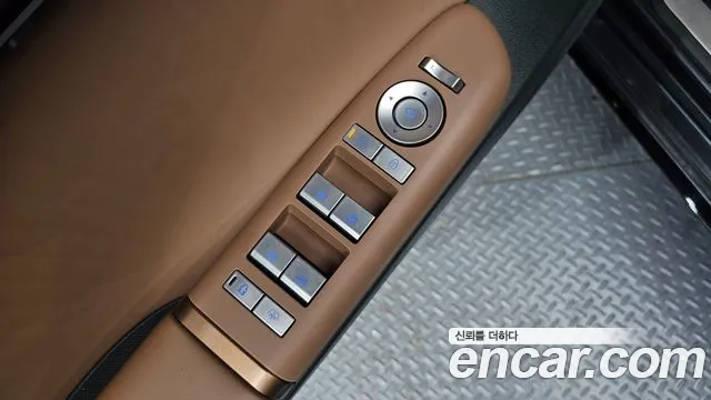 Hyundai Grandeur GN7 — Фото автомобиля 19