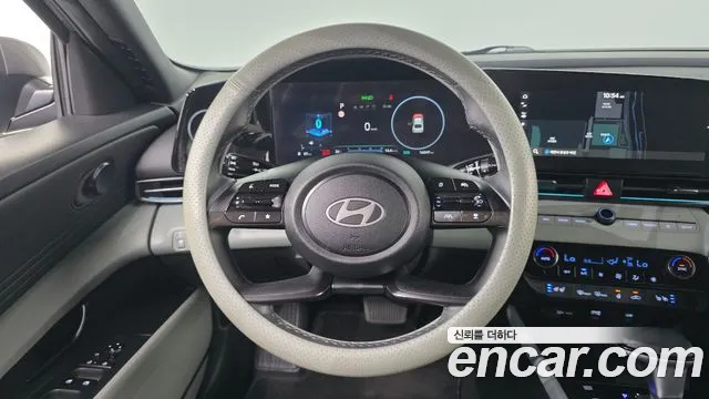 Hyundai AVANTE Новый Avante (CN7) — Фото автомобиля 12