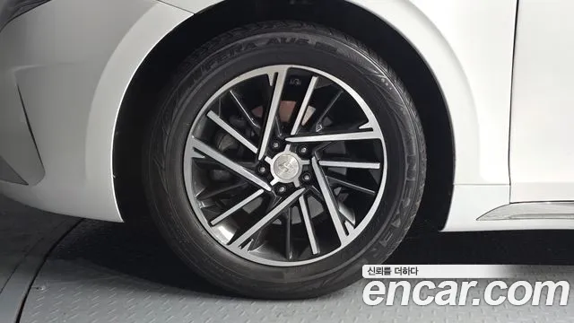 Hyundai Grandeur Новый Grandeur IG — Фото автомобиля 4
