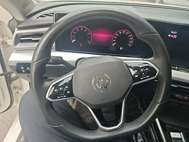 Volkswagen Lamando — Фото автомобиля 6