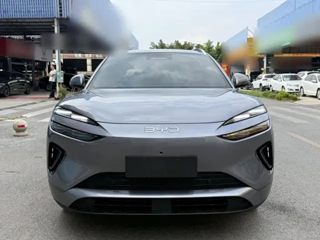 BYD Sealion 06 — Фото автомобиля 7