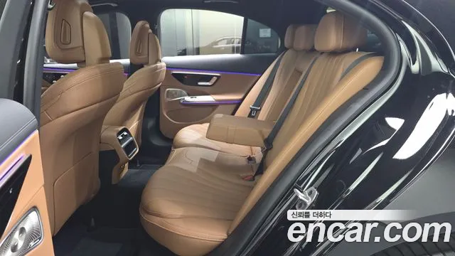 Mercedes-Benz E-Class W214 — Фото автомобиля 18