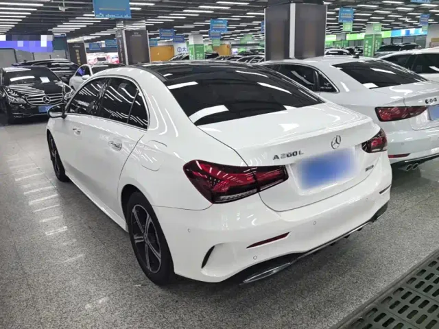 Mercedes-Benz A-Class — Фото автомобиля 4