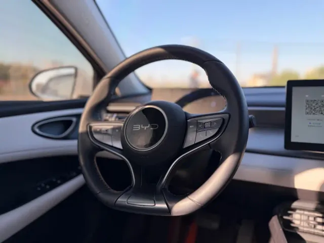 BYD Seal 05 DM-i — Фото автомобиля 12