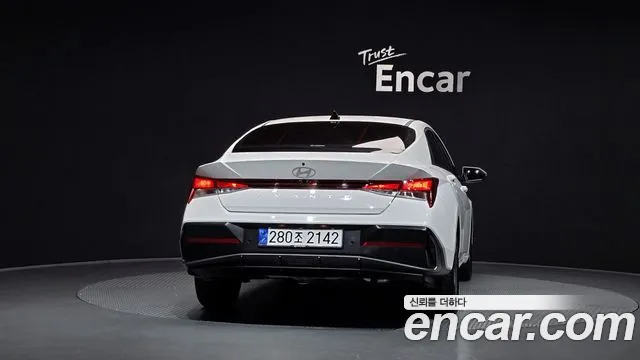 Hyundai AVANTE Новый Avante (CN7) — Фото автомобиля 4
