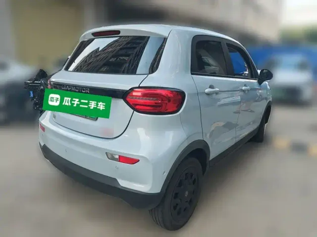 Leapmotor T03 — Фото автомобиля 6