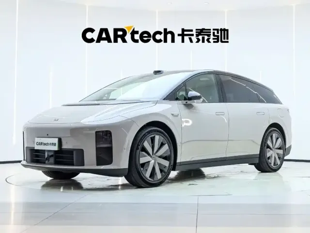 Li Auto Li Auto i6 2025 4WD Base Model — Фото автомобиля 5