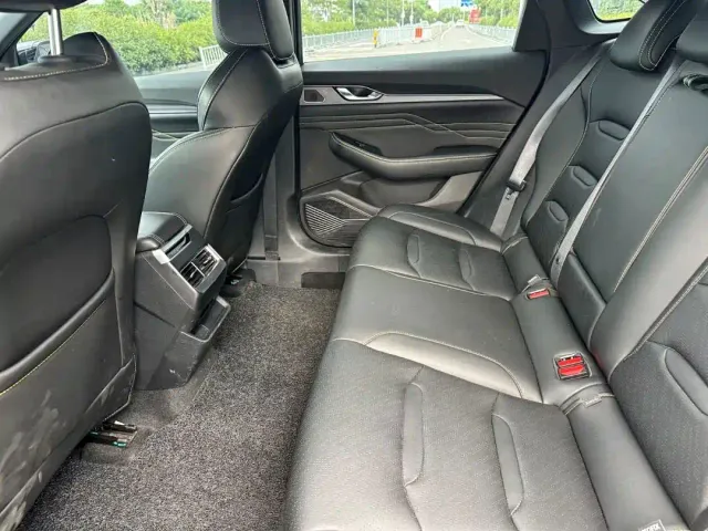 Geely Xingrui — Фото автомобиля 9