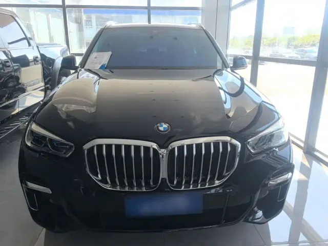 BMW X5 — Фото автомобиля 2