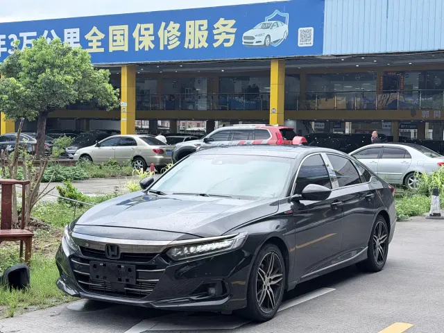 Фотография автомобиля — Honda Accord