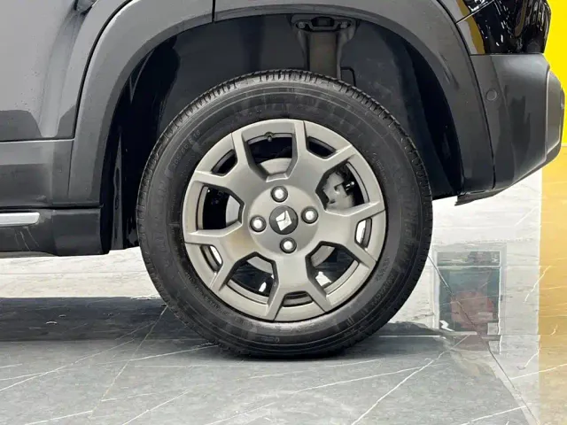Baojun Yep Plus — Фото автомобиля 25