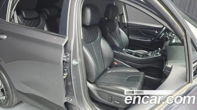 Hyundai Santafe Новый Santa Fe Дизель 2.2 4WD — Фото автомобиля 12
