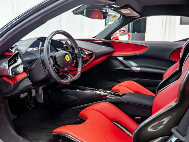 Ferrari SF90 — Фото автомобиля 6