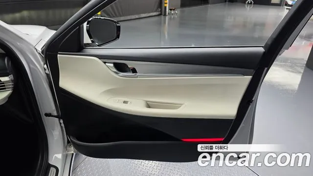 Hyundai Grandeur New — Фото автомобиля 14