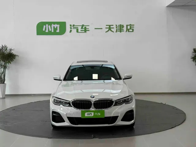 BMW 3 Series — Фото автомобиля 8