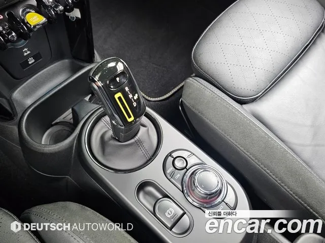MINI Cooper Cooper Electric — Фото автомобиля 9