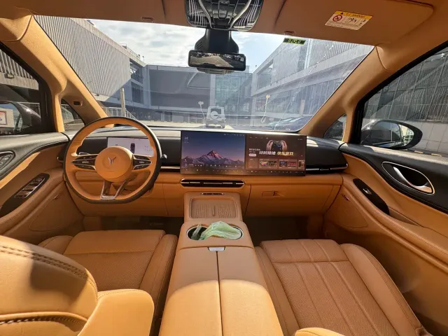 Voyah Dreamer — Фото автомобиля 11