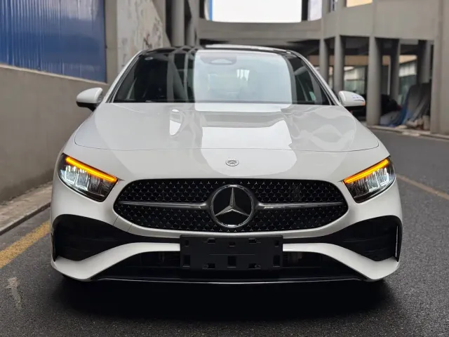 Mercedes-Benz A-Class — Фото автомобиля 2