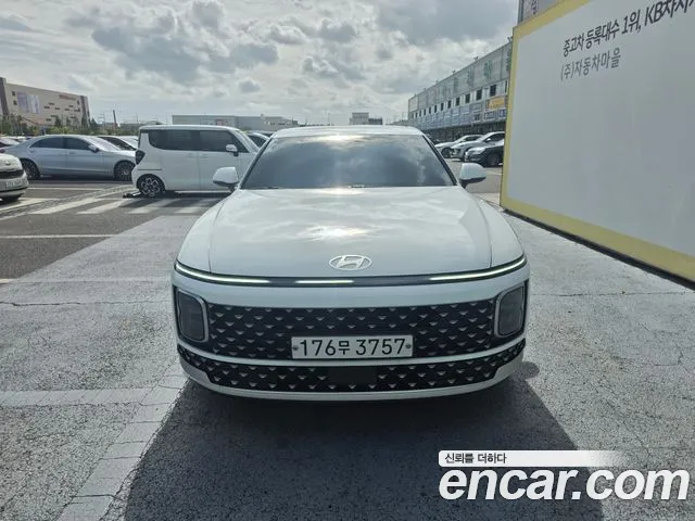 Фотография автомобиля — Hyundai Grandeur GN7