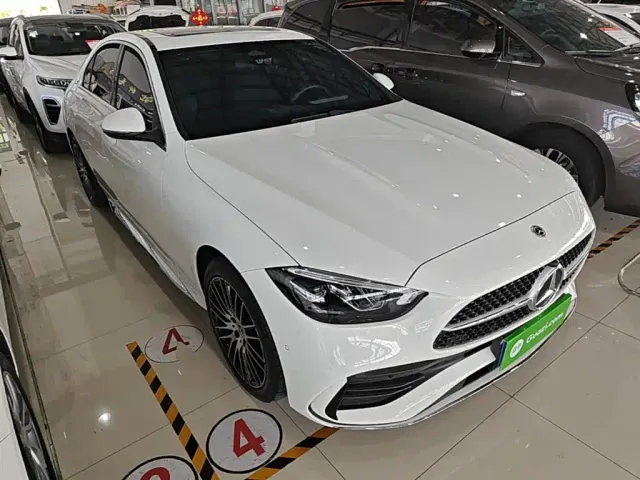 Mercedes-Benz C-Class — Фото автомобиля 3