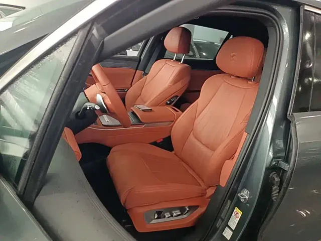 BYD Tang L — Фото автомобиля 14