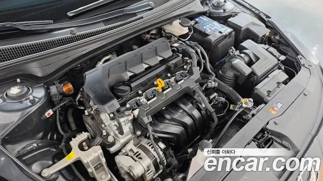 Hyundai Avante CN7 — Фото автомобиля 9