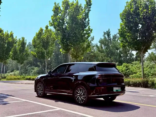 Changan Qiyuan Q07 — Фото автомобиля 5