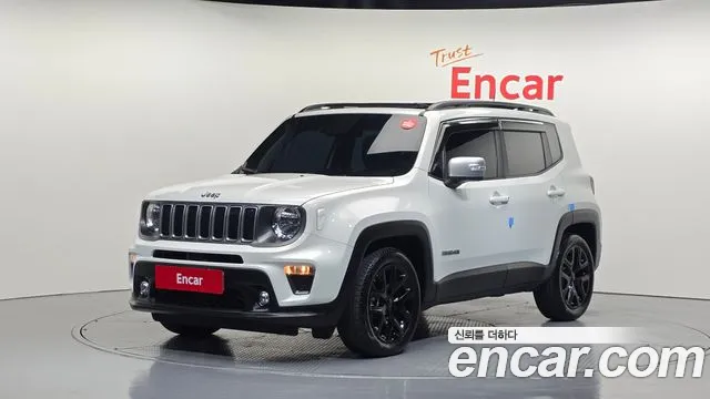 Фотография автомобиля — Jeep Renegade