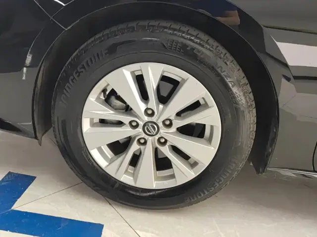 Nissan Teana — Фото автомобиля 6