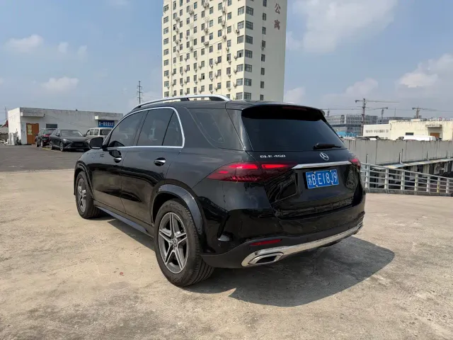 Mercedes-Benz GLE-Class — Фото автомобиля 6