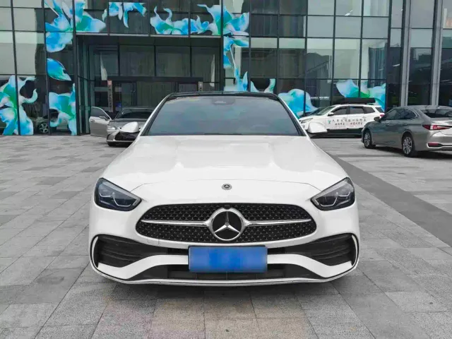 Mercedes-Benz C-Class — Фото автомобиля 2