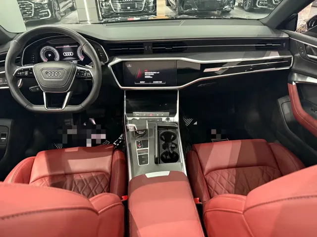 Audi A7L — Фото автомобиля 5