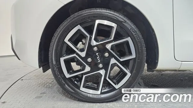 Kia RAY Новый Kia Ray Signature — Фото автомобиля 5