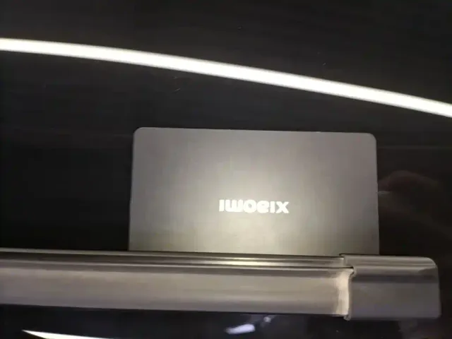 Xiaomi YU7 — Фото автомобиля 8