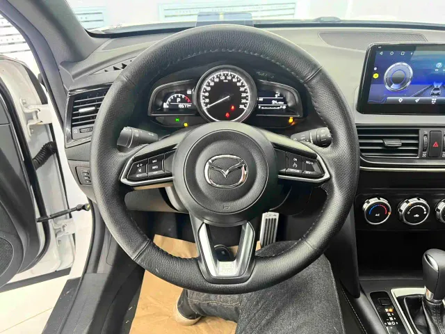 Mazda CX-4 — Фото автомобиля 12
