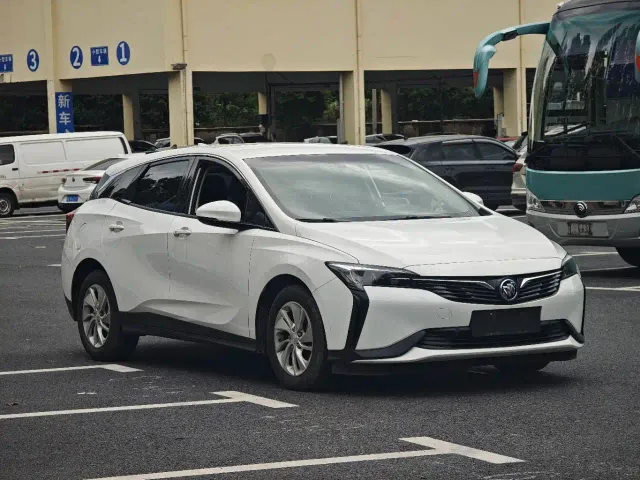 Buick Velite 6 — Фото автомобиля 3