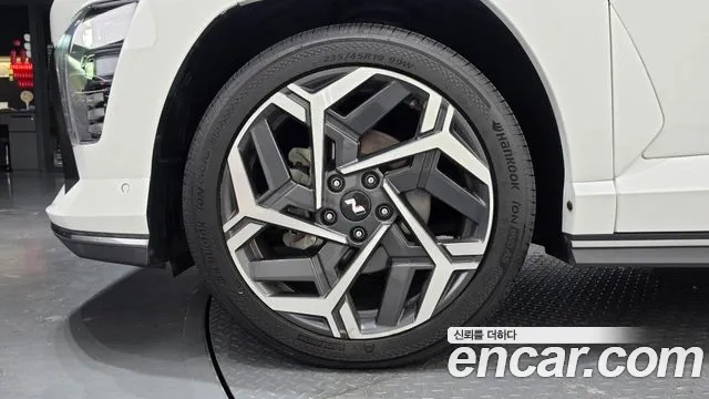Hyundai Kona Kona (SX2) Бензин 1.6 Turbo 4WD — Фото автомобиля 5