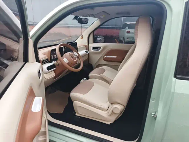 Wuling Hongguang Mini EV — Фото автомобиля 15