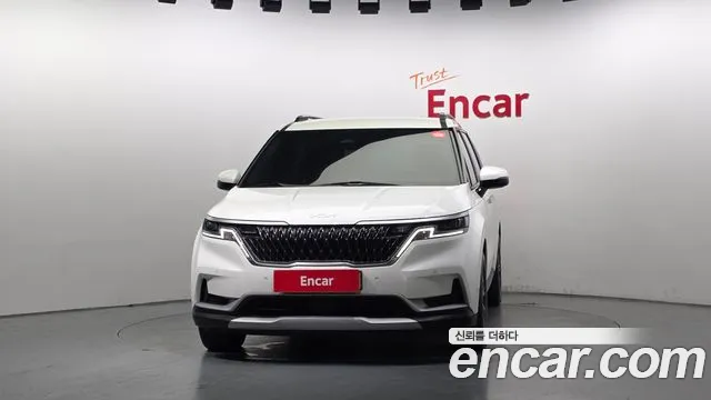Kia Canival Carnival 4 поколение Дизель 9 мест Prestige — Фото автомобиля 3